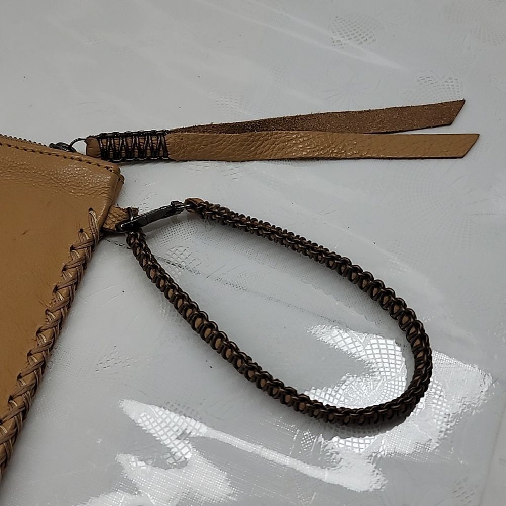 Calista Maxi Pochette In Tan - Picture 3 of 10
